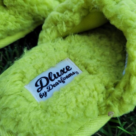 🤸♀️3 for 12🤸 Dluxe by Dearfoams Happy Smiley Face Fuzzy Slide Slippers Green - Picture 2 of 5